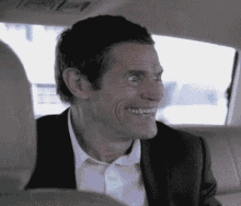 mad-man-crazy.gif.f4e826680a7294bc25bbf641a70f735d.gif