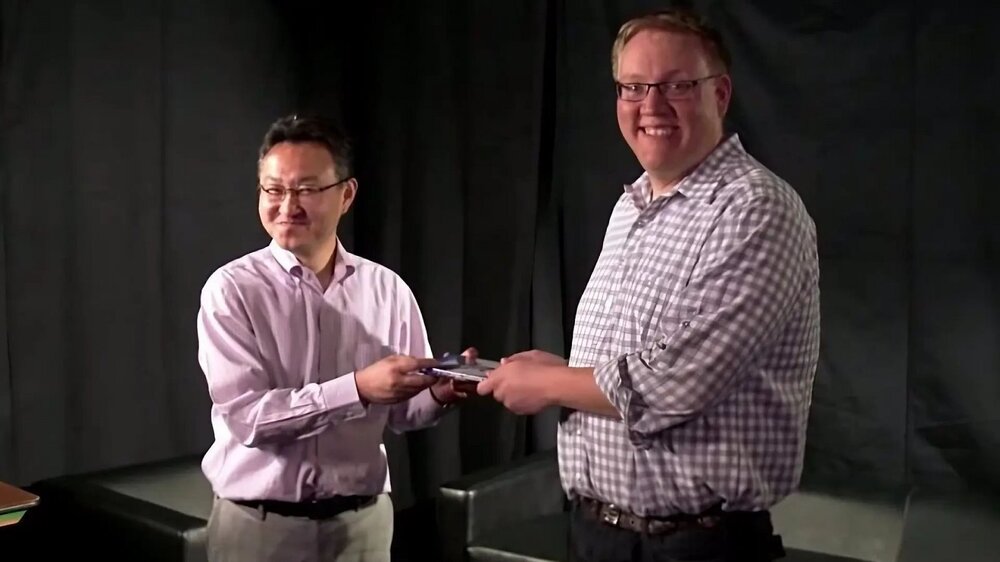 adam-boyes-shuhei-yoshida-1_jpg_1600x900_crop_q85.thumb.jpg.961a56ae792a8f5a05e25749c70f1dfa.jpg